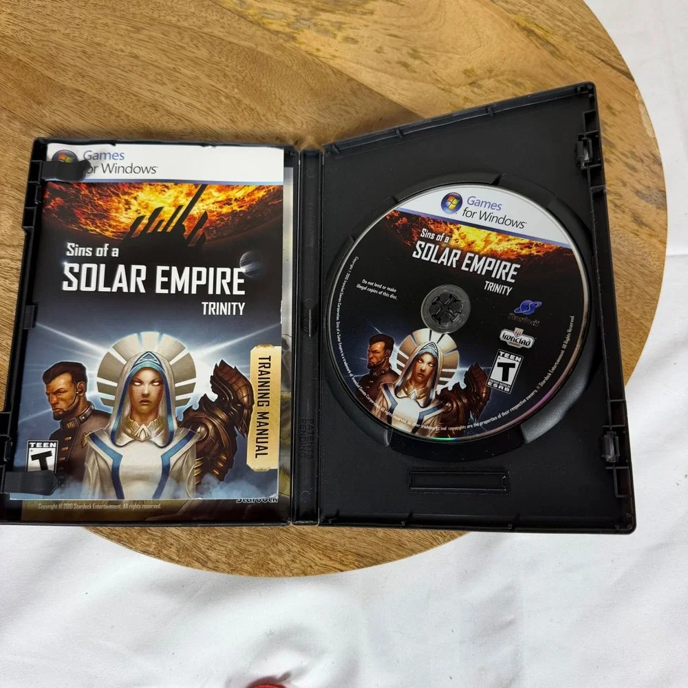 Sins of a Solar Empire Trinity PC DVD Game Stardock Ironclad Games with Manual